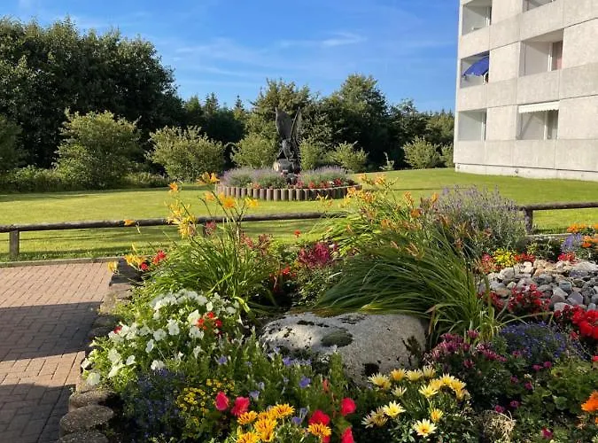 Wohnunghahnenkleeld 公寓 *