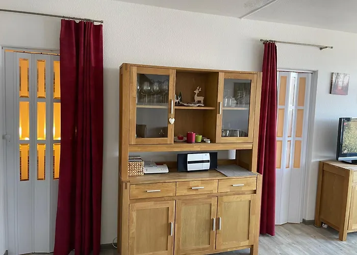 Wohnunghahnenkleeld 公寓