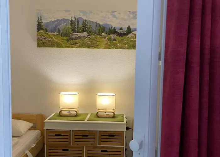 公寓 Wohnunghahnenkleeld *